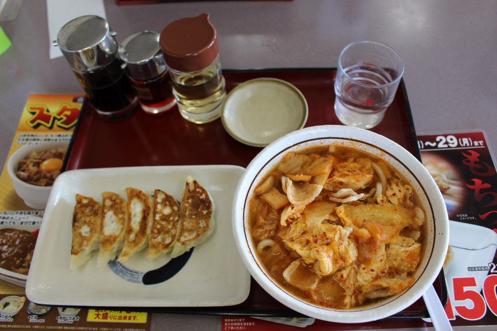 豚キムチうどん＆餃子