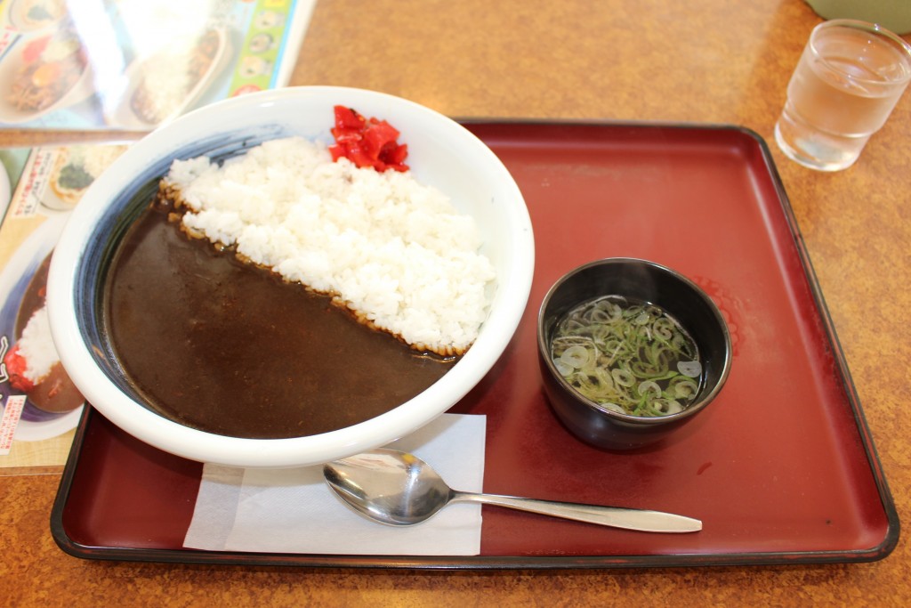 ぬあんだ～！この辛さは！スパイシーな辛口カレーです。