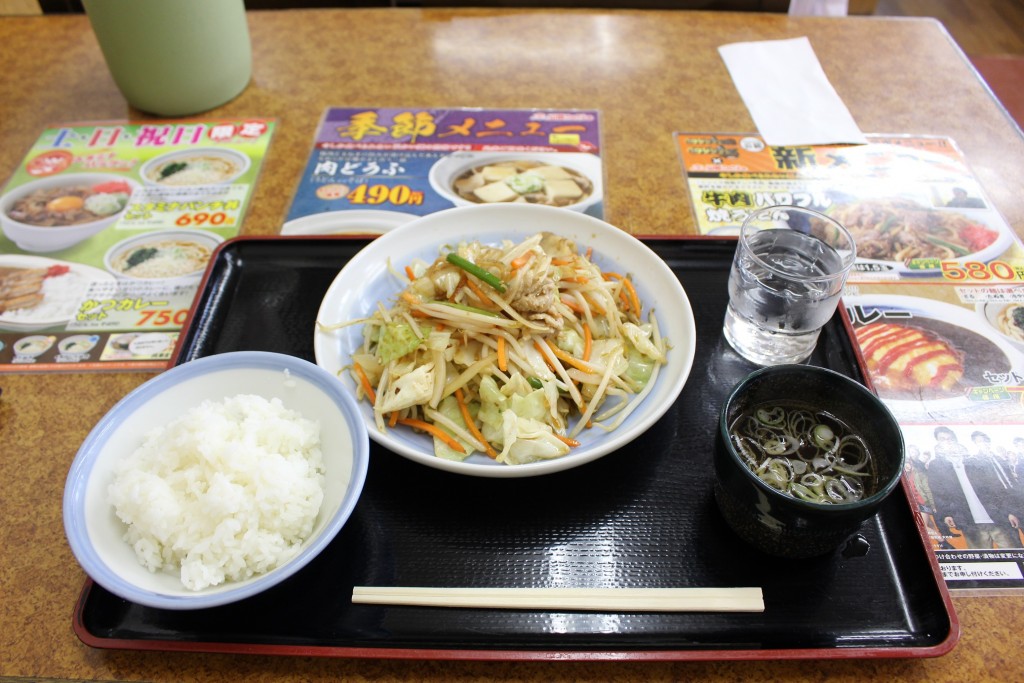 野菜炒め定食。