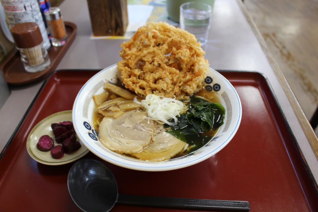 今年最後のメニューは『エハシ・ラーメン』。皆さん良いお年を！